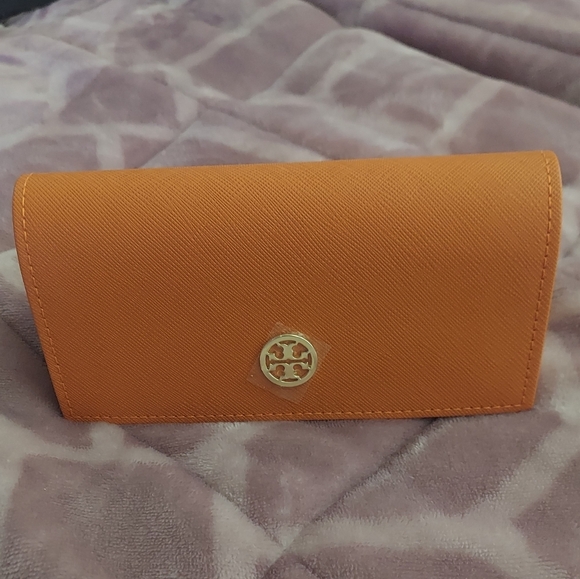 TORY BURCH Sunglasses